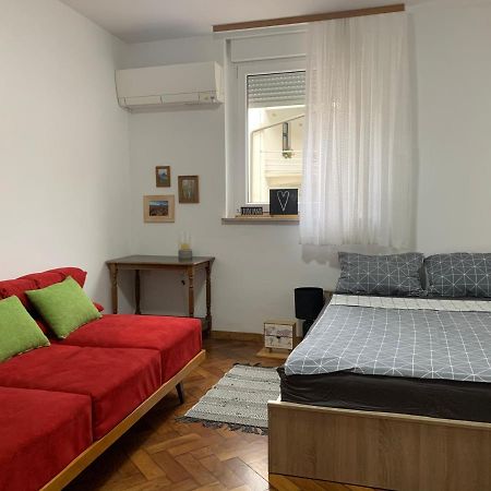 New Episode - Apartment With Private Parking Λιουμπλιάνα Εξωτερικό φωτογραφία